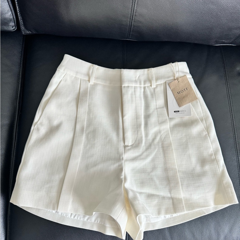 MOTF High Waist Cream Shorts